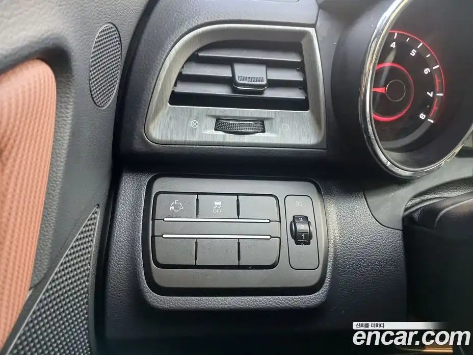 SsangYong TIBOLI 2018 1.6 Автомат в Москве № 34761, фото 15