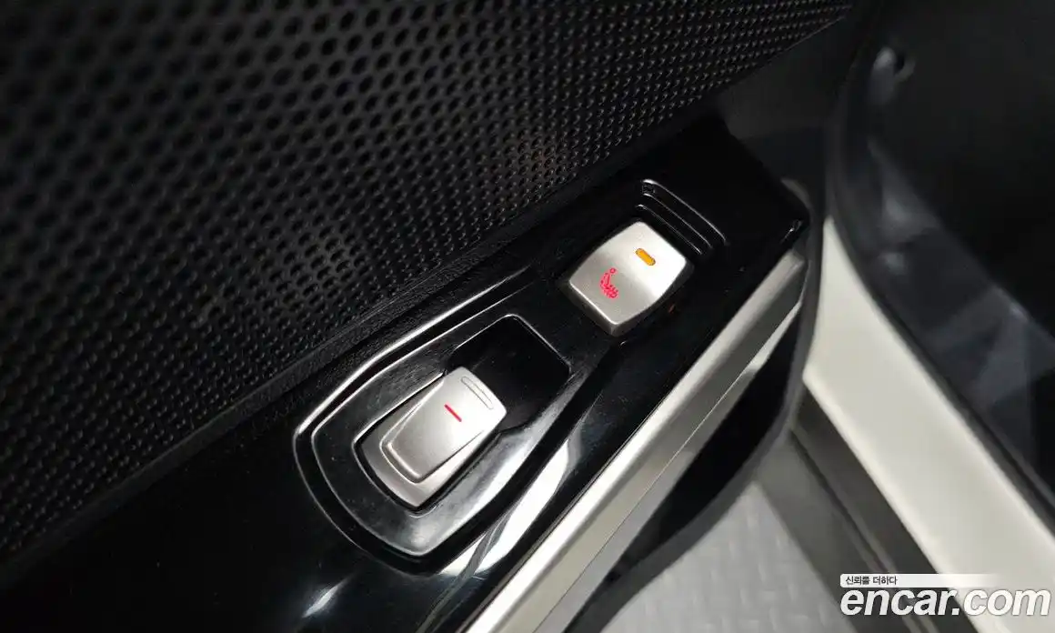 SsangYong TIBOLI 2016 1.6 Автомат в Москве № 34969, фото 13