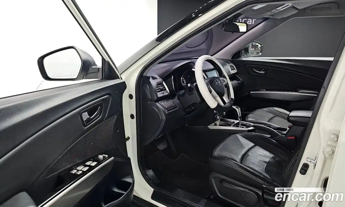 SsangYong TIBOLI 2016 1.6 Автомат в Москве № 34969, фото 17