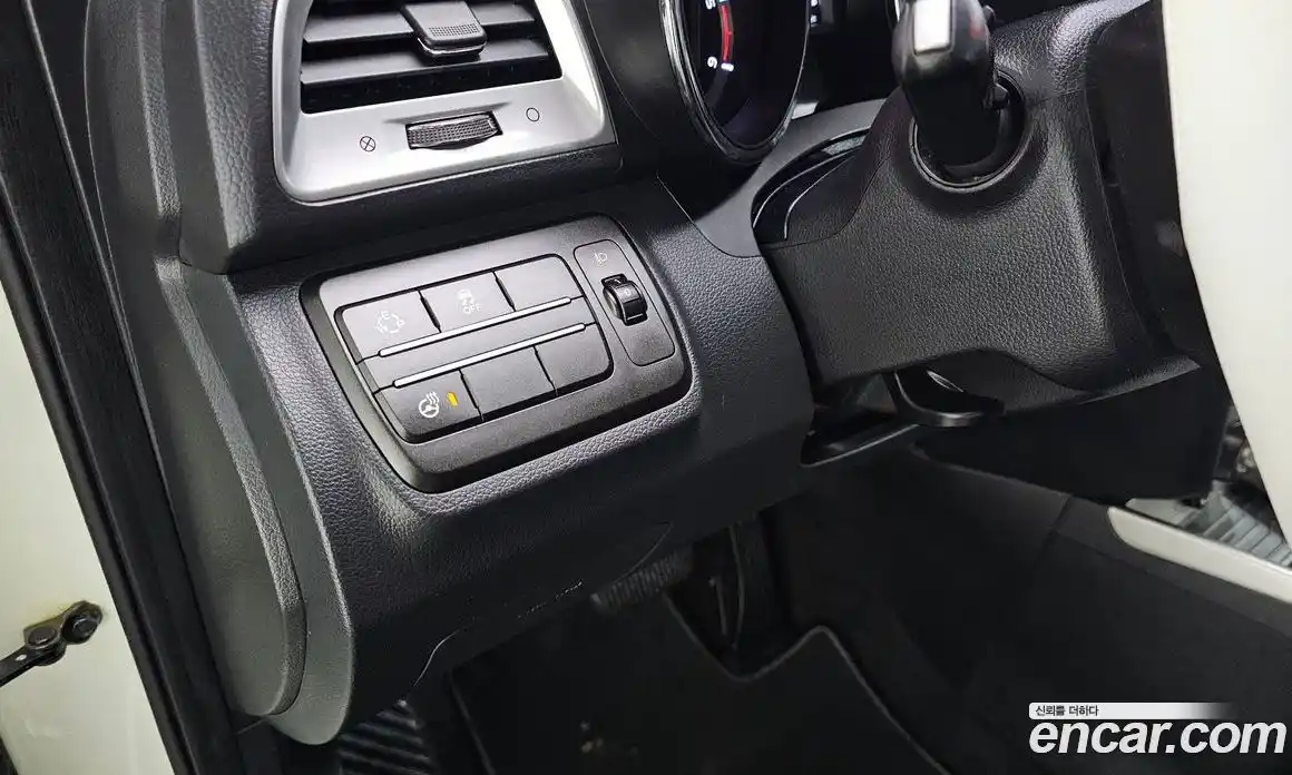 SsangYong TIBOLI 2016 1.6 Автомат в Москве № 34969, фото 6