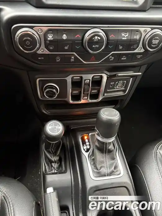 Jeep Wrangler 2022 2.0 Автомат в Москве № 359445, фото 15