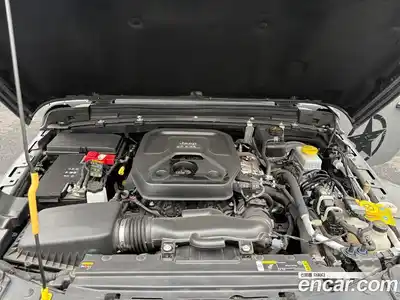 Jeep Wrangler 2022 2.0 Автомат в Москве № 359445, миниатюра 4