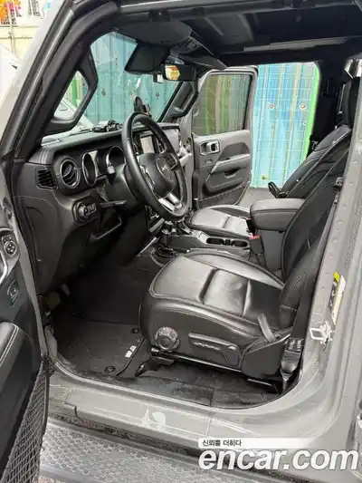 Jeep Wrangler 2022 2.0 Автомат в Москве № 359445, миниатюра 8