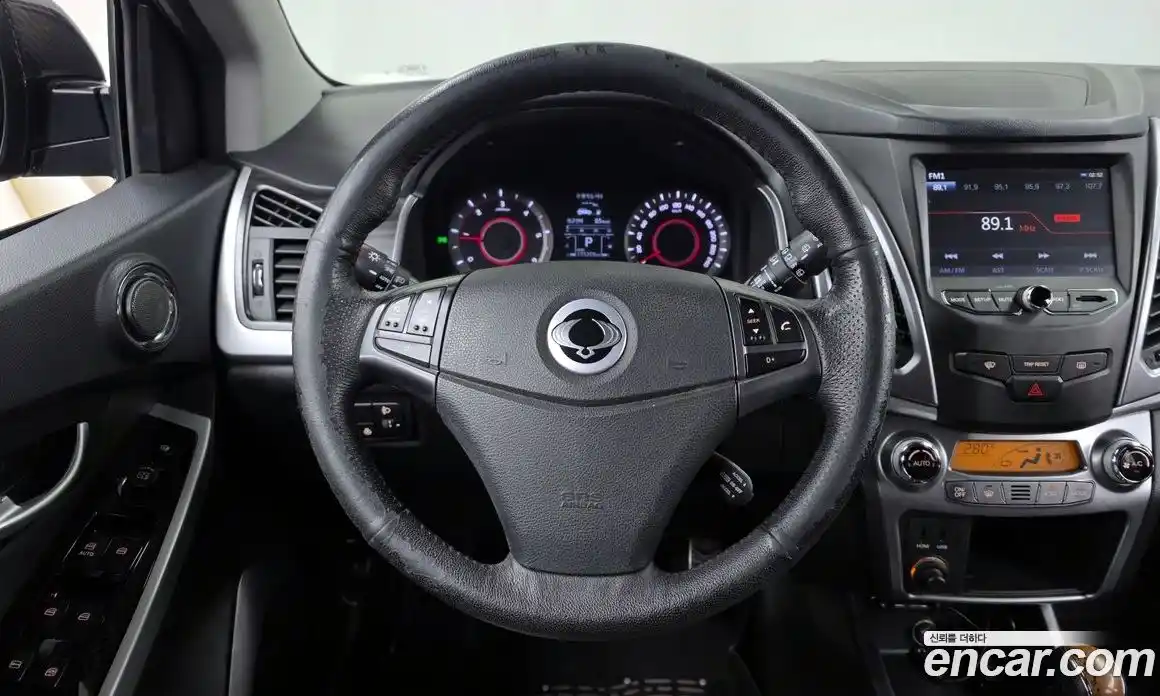 SsangYong Korando 2016 2.2 Автомат в Москве № 36448, фото 13