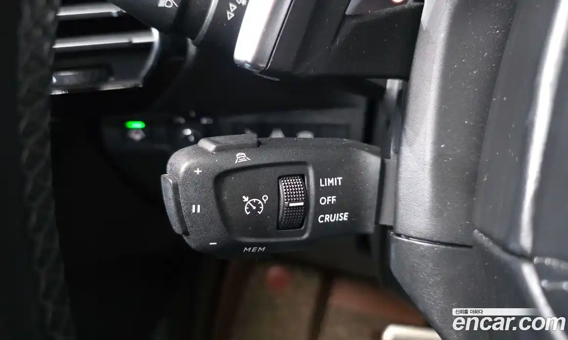 Citroen DS7 2019 2.0 Автомат в Москве № 367075, фото 17