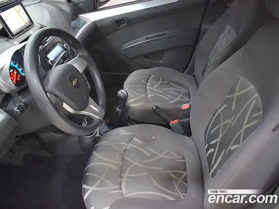 Chevrolet Spark 2014 1.0 Механическая в Москве № 36737, фото 10
