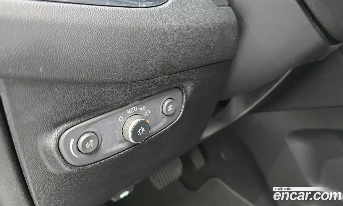 Chevrolet Equinox 2019 1.6 Автомат в Москве № 36846, фото 17