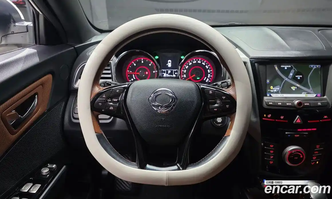 SsangYong TIBOLI 2018 1.6 Автомат в Москве № 369277, фото 13