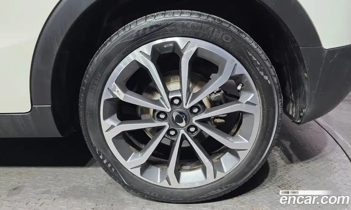 SsangYong TIBOLI 2018 1.6 Автомат в Москве № 369277, фото 5