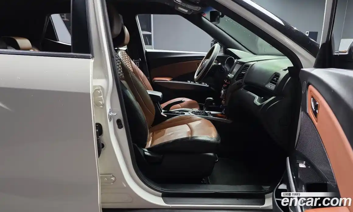 SsangYong TIBOLI 2018 1.6 Автомат в Москве № 369277, фото 10