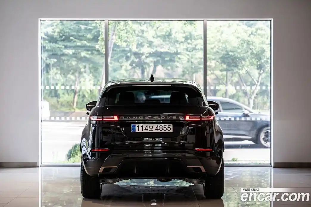 Land Rover Range-Rover Evoque 2024 2.0 Автомат в Москве № 375142, фото 5