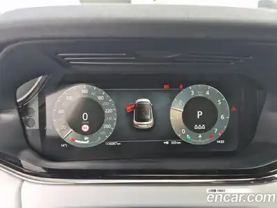 Land Rover Range-Rover Evoque 2024 2.0 Автомат в Москве № 375142, миниатюра 6