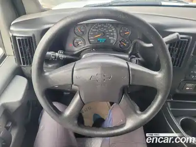 Chevrolet Express Van 2005 6.0 Автомат в Москве № 375167, миниатюра 11