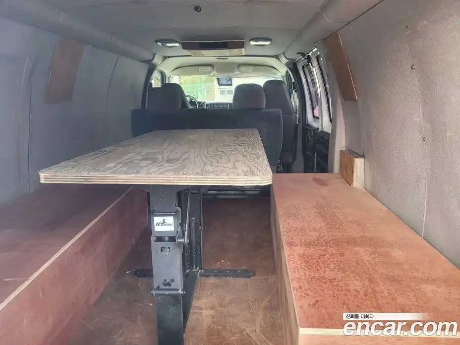 Chevrolet Express Van 2005 6.0 Автомат в Москве № 375167, фото 18