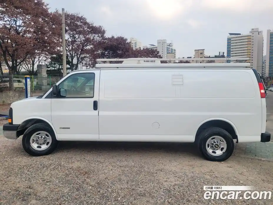Chevrolet Express Van 2005 6.0 Автомат в Москве № 375167, фото 20