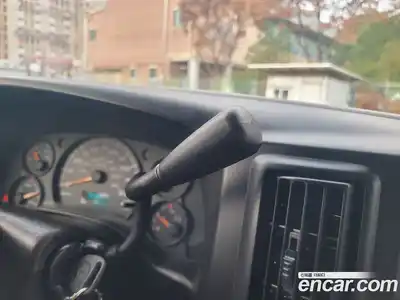 Chevrolet Express Van 2005 6.0 Автомат в Москве № 375167, миниатюра 9