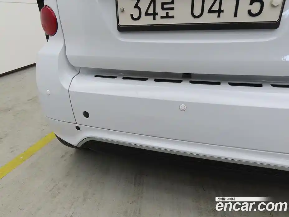 Smart Fortwo 2014 1.0 Автомат в Москве № 376135, фото 15