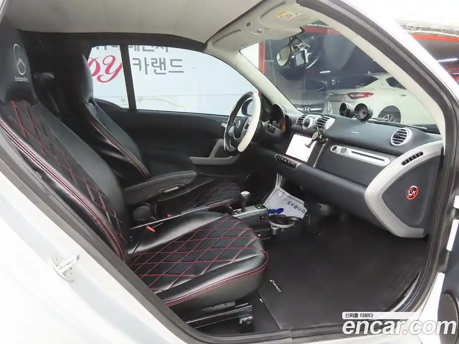 Smart Fortwo 2014 1.0 Автомат в Москве № 376135, фото 7