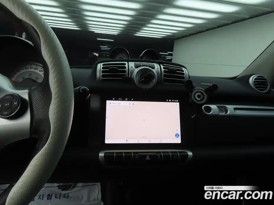 Smart Fortwo 2014 1.0 Автомат в Москве № 376135, фото 10