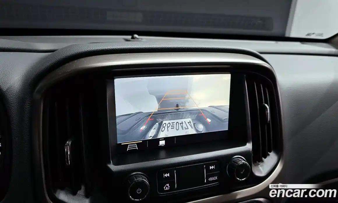 Chevrolet Colorado 2021 3.6 Автомат в Москве № 37616, фото 17