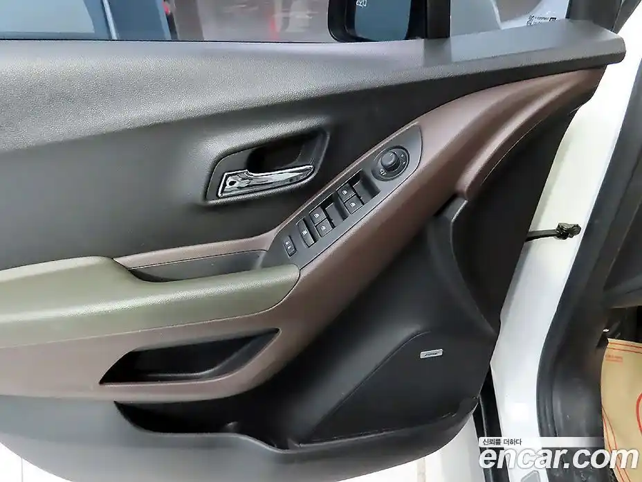 Chevrolet Trax 2016 1.6 Автомат в Москве № 37763, фото 13