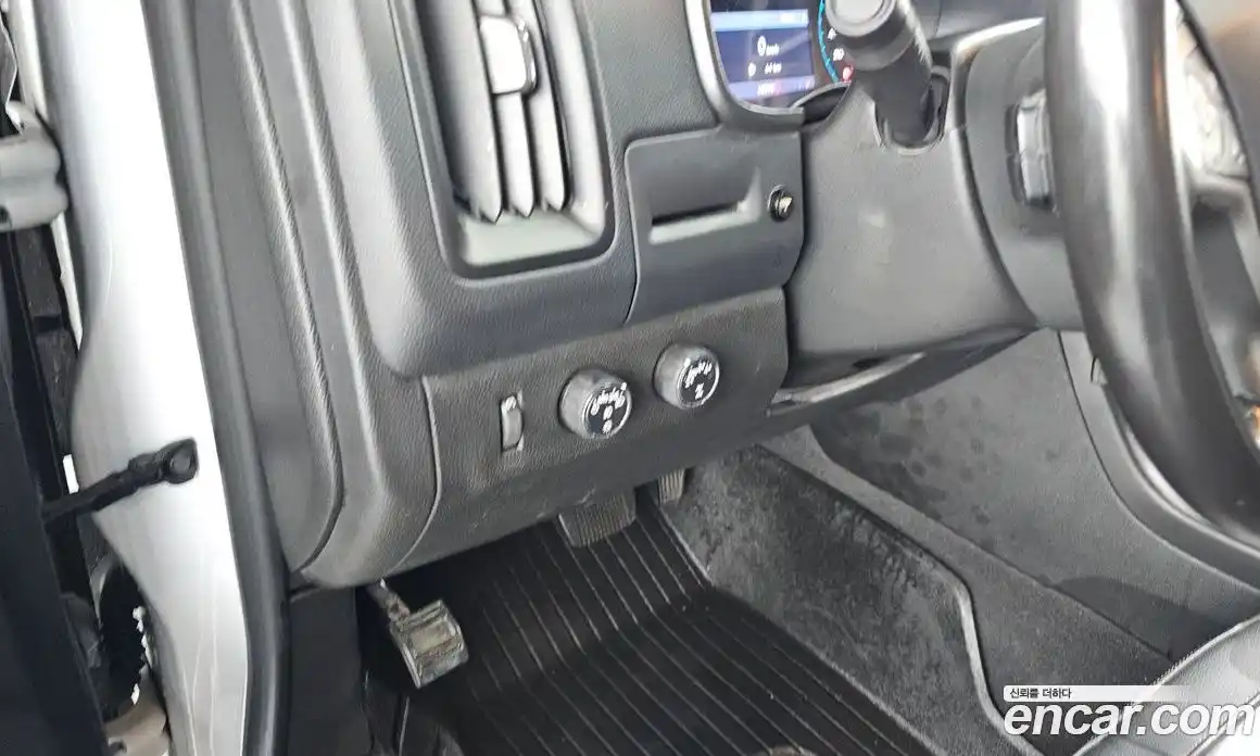 Chevrolet Colorado 2020 3.6 Автомат в Москве № 37844, фото 14