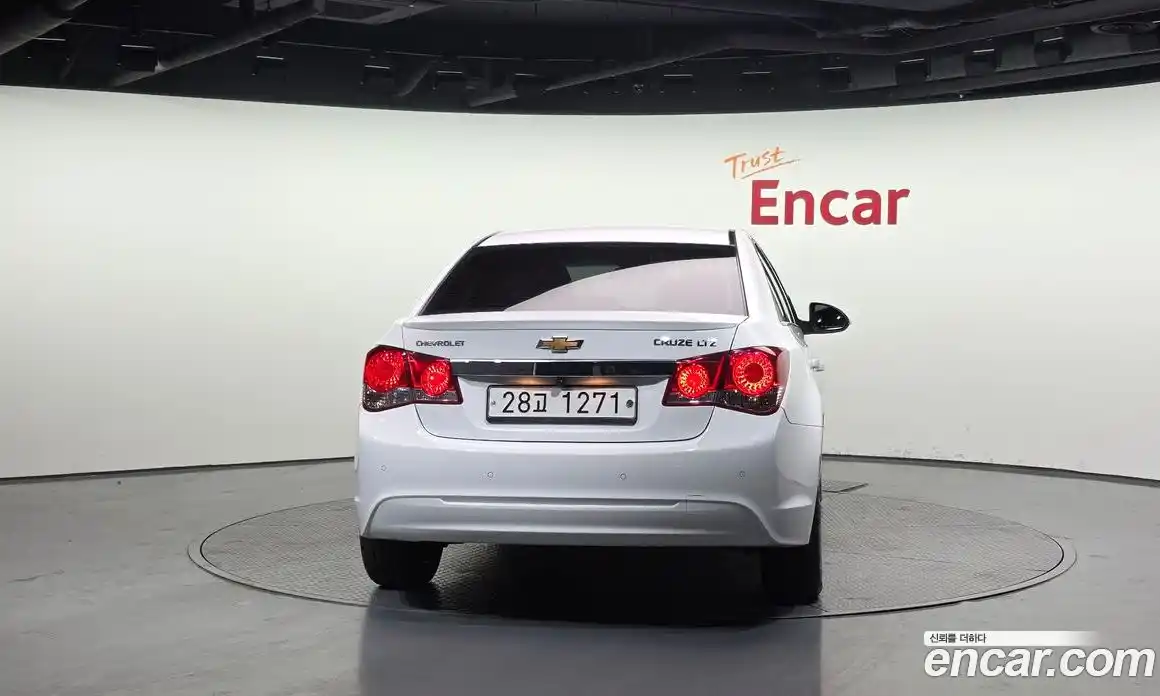 Chevrolet Cruze 2014 1.8 Автомат в Москве № 37928, фото 4