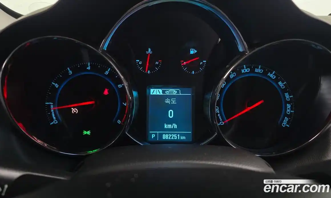 Chevrolet Cruze 2014 1.8 Автомат в Москве № 37928, фото 6