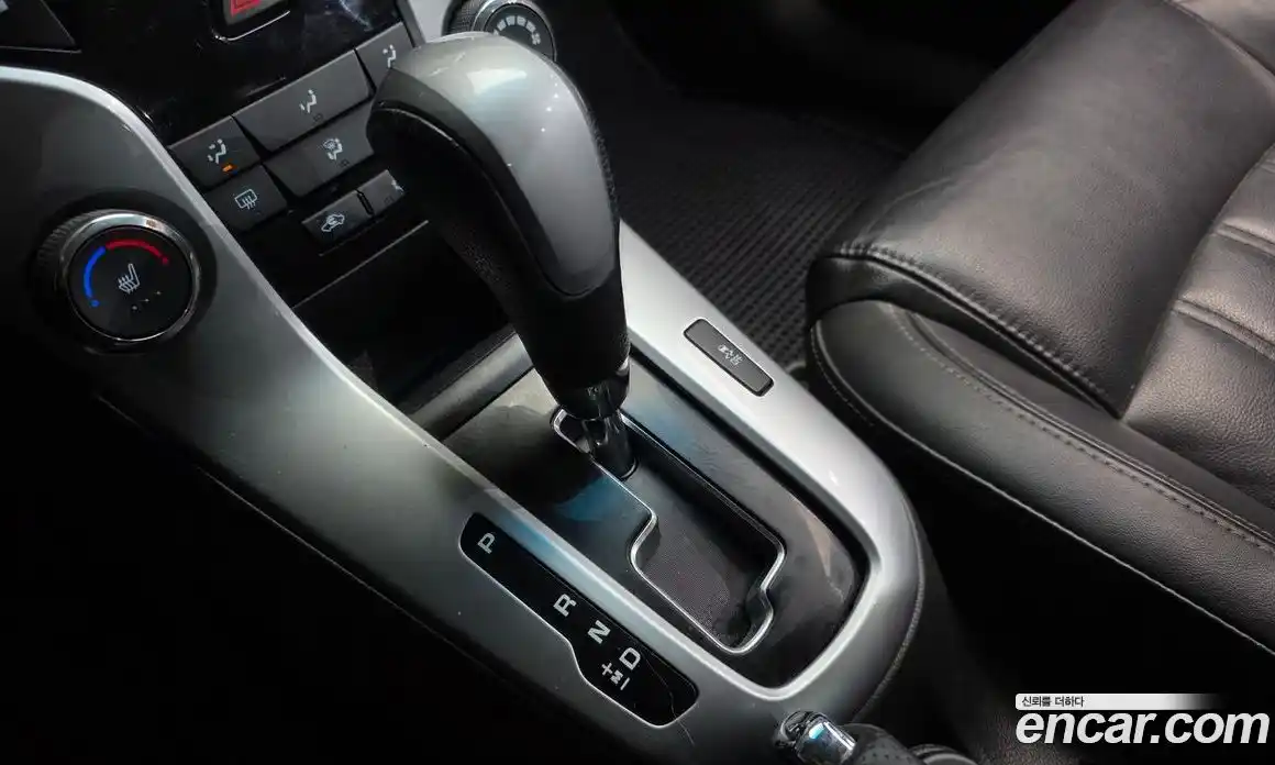 Chevrolet Cruze 2014 1.8 Автомат в Москве № 37928, фото 9