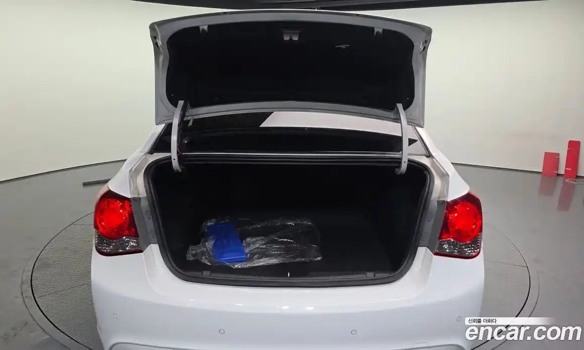 Chevrolet Cruze 2014 1.8 Автомат в Москве № 37928, фото 10