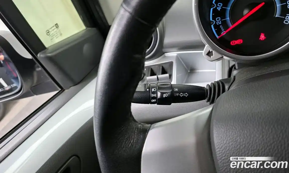 Chevrolet Spark 2013 1.0 Автомат в Москве № 38206, фото 9