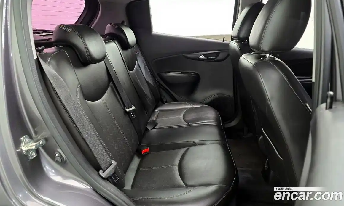 Chevrolet Spark 2016 1.0 Автомат в Москве № 38238, фото 12