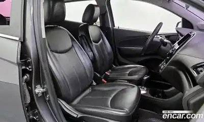 Chevrolet Spark 2016 1.0 Автомат в Москве № 38238, миниатюра 10