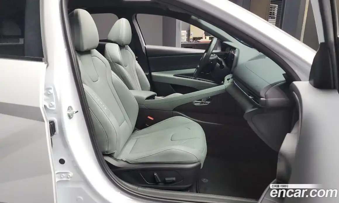 Hyundai Avante 2024 1.6 Автомат в Москве № 3859, фото 19