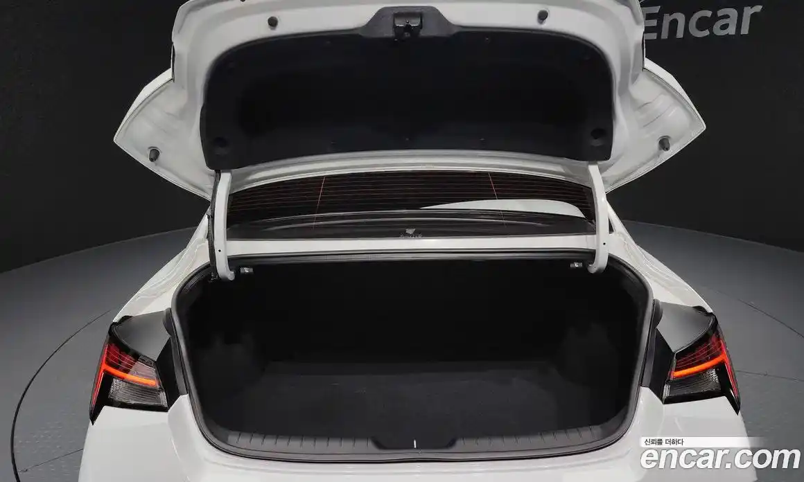 Hyundai Avante 2024 1.6 Автомат в Москве № 3859, фото 20