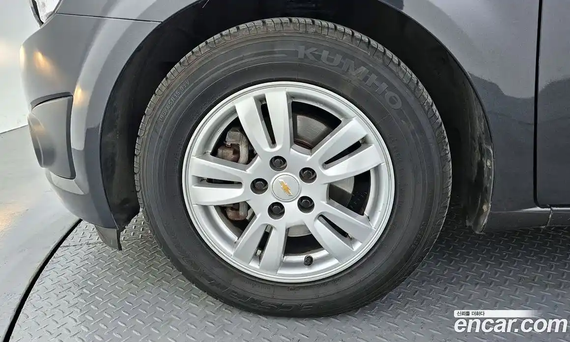 Chevrolet Aveo 2015 1.4 Механическая в Москве № 39676, фото 5