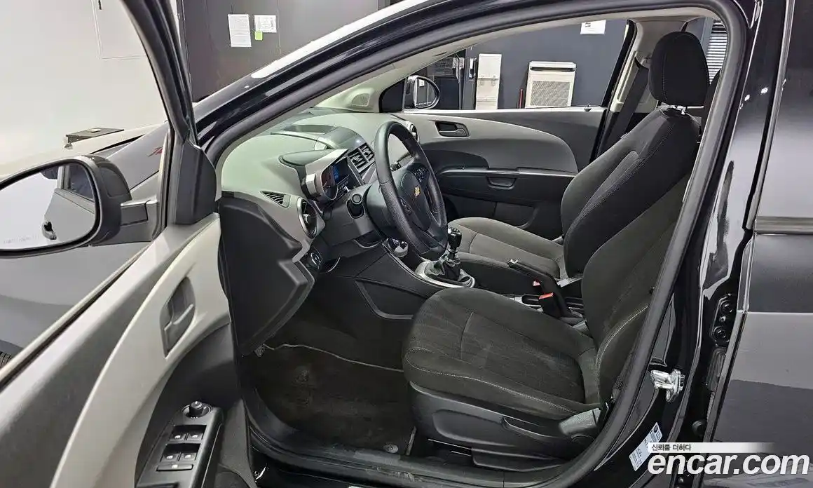 Chevrolet Aveo 2015 1.4 Механическая в Москве № 39676, фото 10