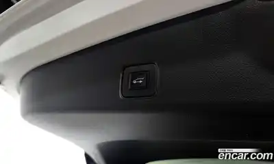 Chevrolet TrailBlazer 2021 1.3 Автомат в Москве № 39954, миниатюра 3