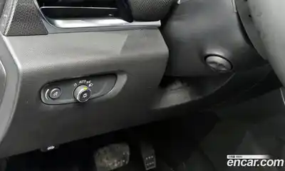 Chevrolet Traverse 2023 3.6 Автомат в Москве № 41023, миниатюра 2