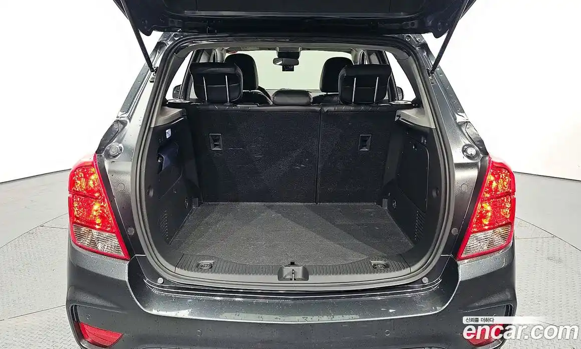 Chevrolet Trax 2017 1.6 Автомат в Москве № 41622, фото 3