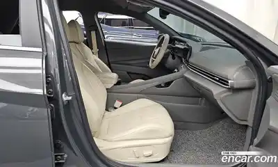 Hyundai Avante 2024 1.6 Автомат в Москве № 42821, миниатюра 12