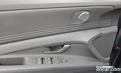 Hyundai Avante 2024 1.6 Автомат в Москве № 42821, миниатюра 3