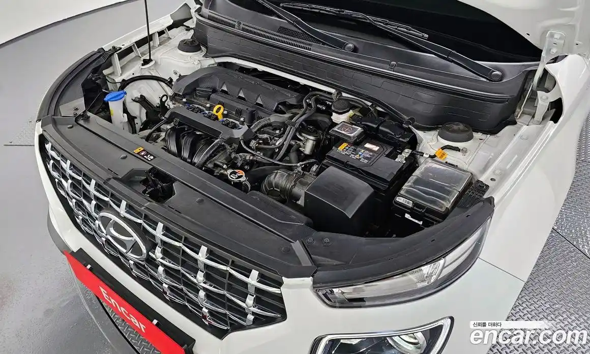 Hyundai Venue 2023 1.6 Автомат в Москве № 45066, фото 20