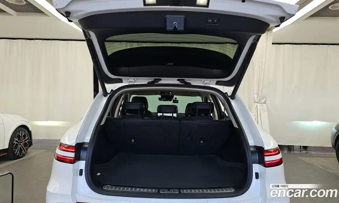 Genesis GV70 2024 0.1 Автомат в Москве № 56680, фото 16