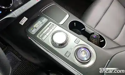 Genesis GV70 2024 0.1 Автомат в Москве № 56680, миниатюра 7