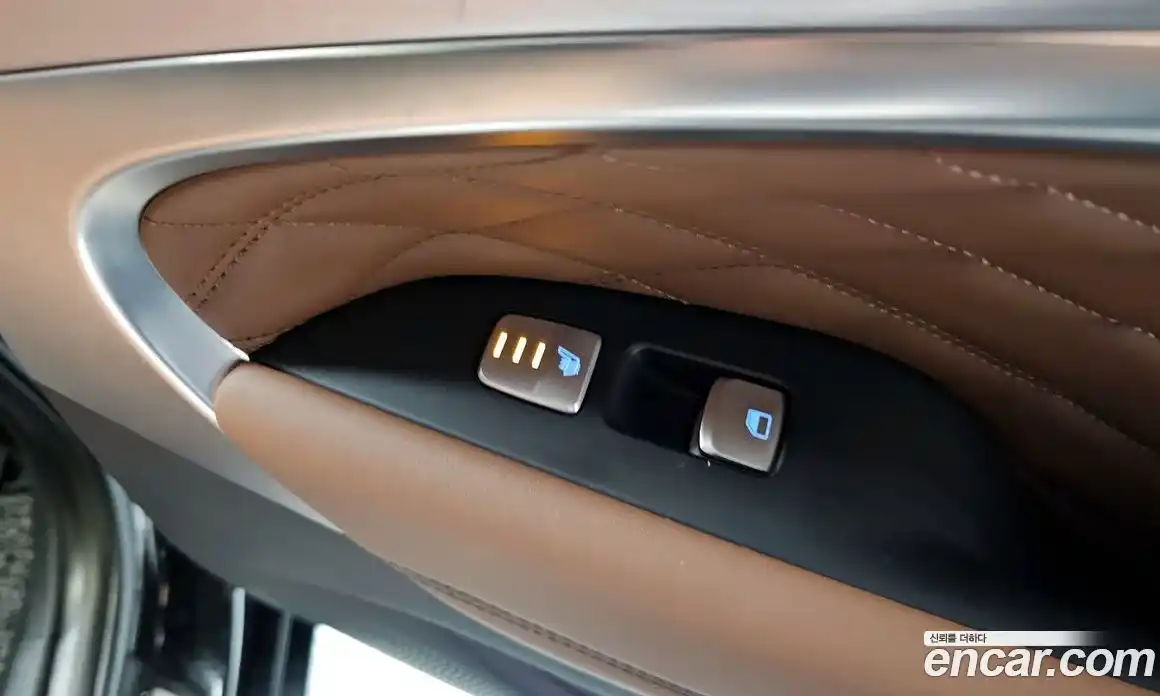 Genesis G70 2018 2.0 Автомат в Москве № 57408, фото 18