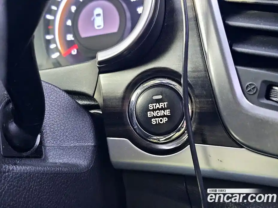 SsangYong Korando 2014 2.0 Автомат в Москве № 87591, фото 14