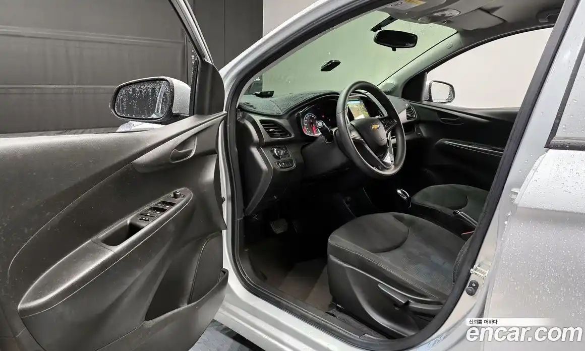 Chevrolet Spark 2016 1.0 Автомат в Москве № 96622, фото 17