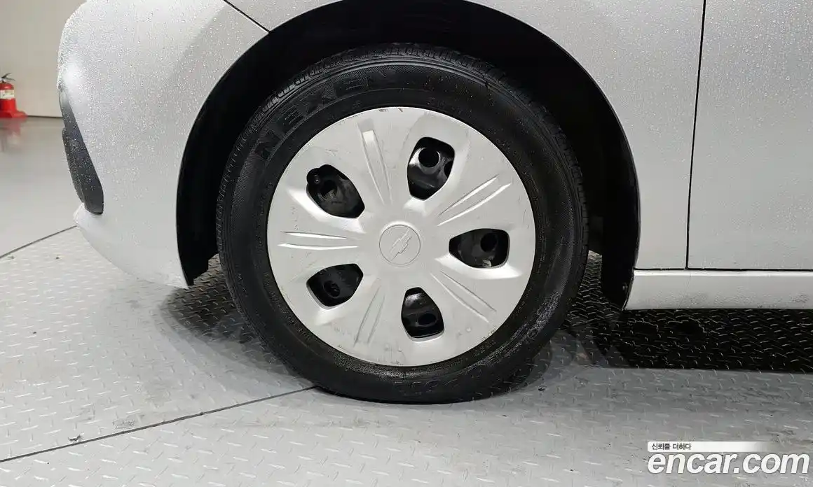 Chevrolet Spark 2016 1.0 Автомат в Москве № 96622, фото 20