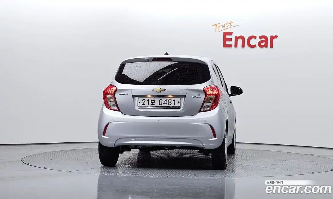 Chevrolet Spark 2016 1.0 Автомат в Москве № 96622, фото 7